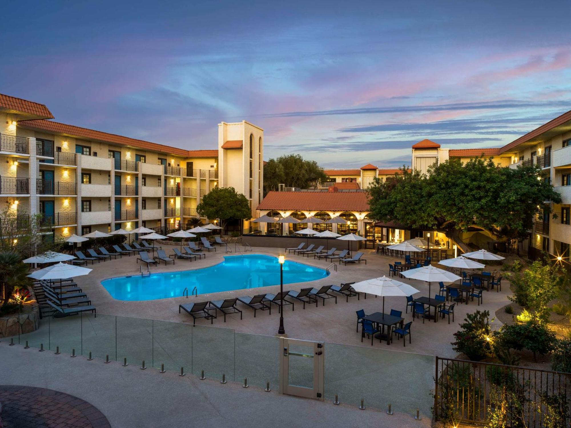 Embassy Suites By Hilton Scottsdale Resort Zewnętrze zdjęcie